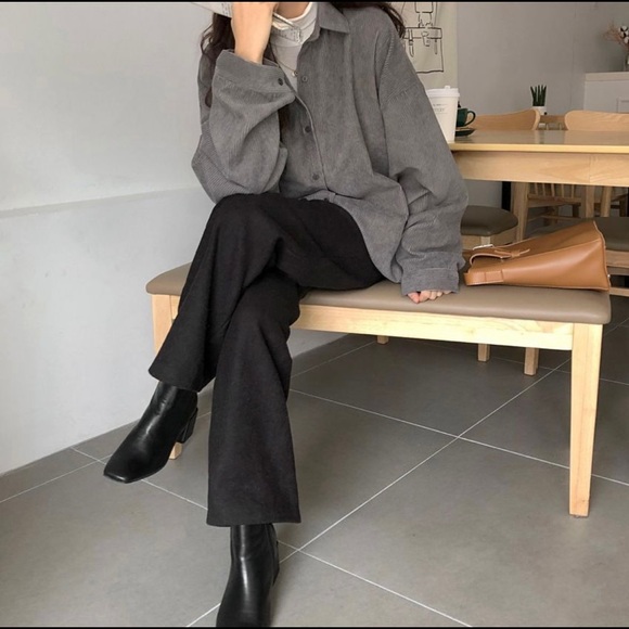 Tops - Grey corduroy button down